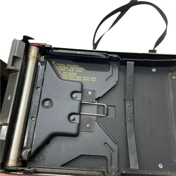 Polaroid Land Camera Automatic 210 Silver Black Fab Pop Up Lens Portable 6.5" - Picture 8 of 16